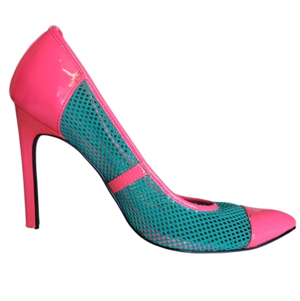 Privileged Neon Mesh Pumps, Characterized Bright Colors and Mesh Details Size 9